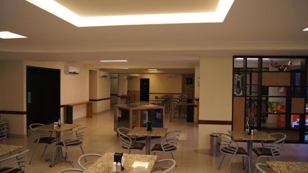 São José dos Campos Astro Hotel מראה חיצוני תמונה
